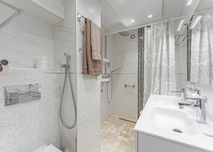 شقة Hermitage Homes Tds *