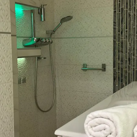 Hermitage Homes Tds شقة *